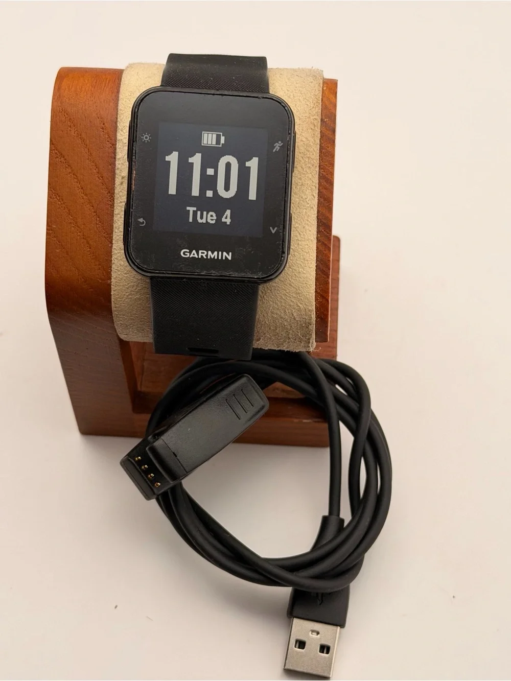 Garmin Forerunner 35, Tested , Charger Included, Black, Very Good, Fitness